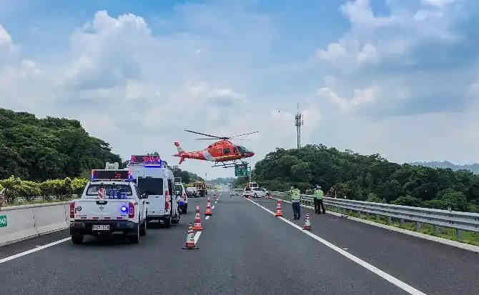 东港高速公路汽车救援案例